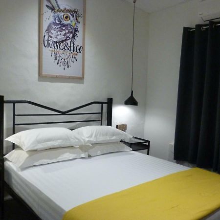 Ola Lavanderia Cafe Malacca Εξωτερικό φωτογραφία